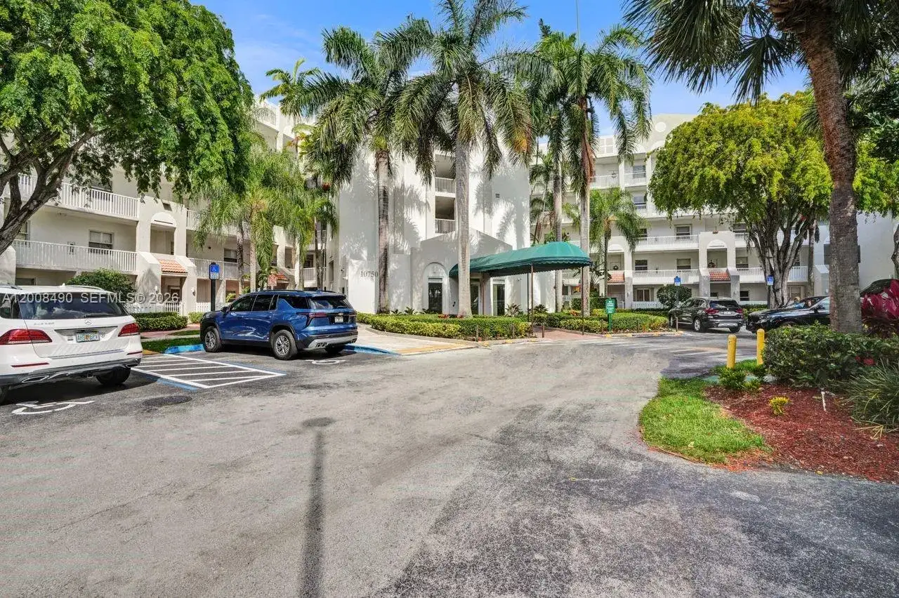 10750 NW 66th St # 203, Doral FL 33178 photo 4
