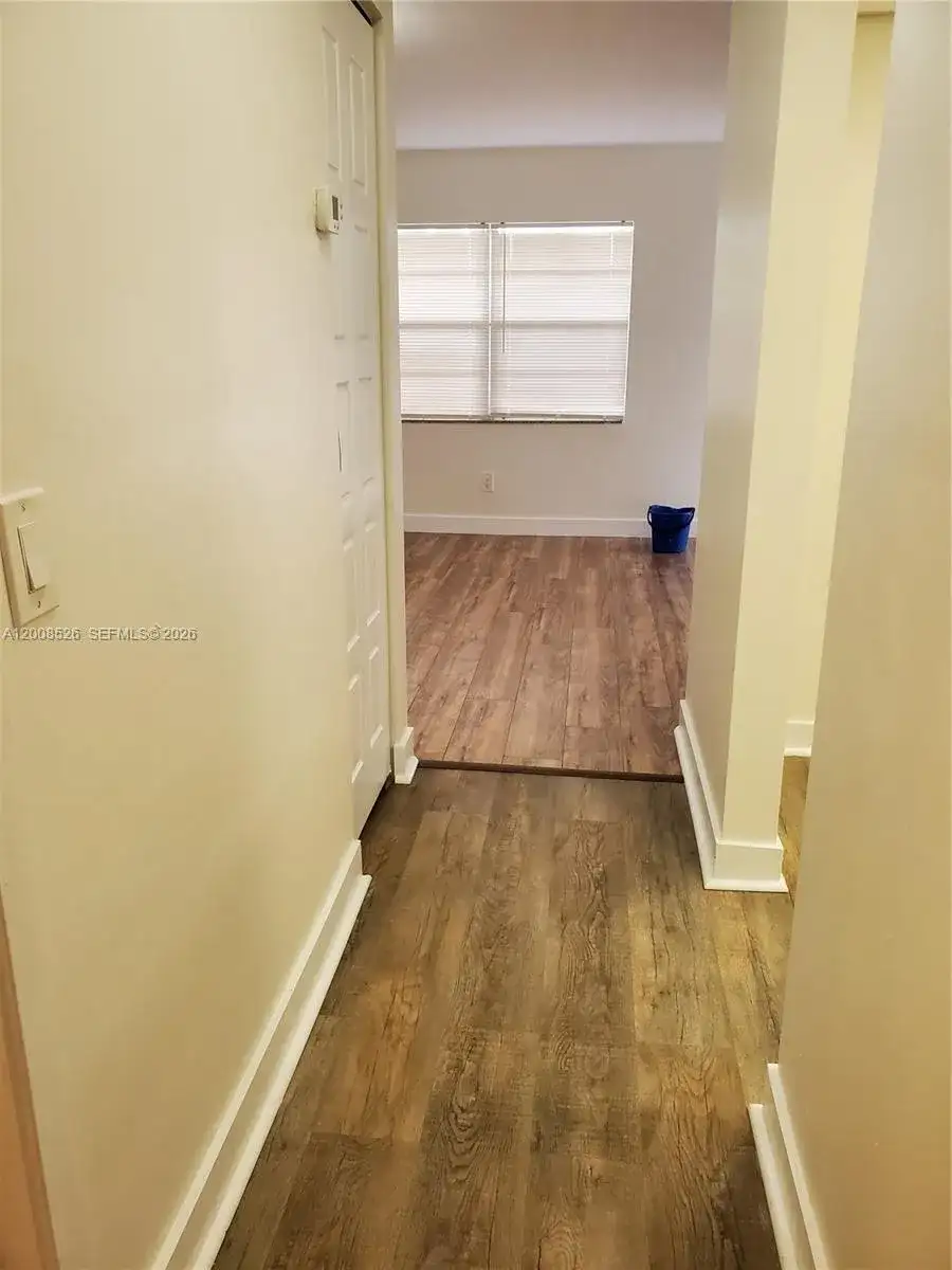 1230 NE 139th St # 409, North Miami FL 33161 photo 5