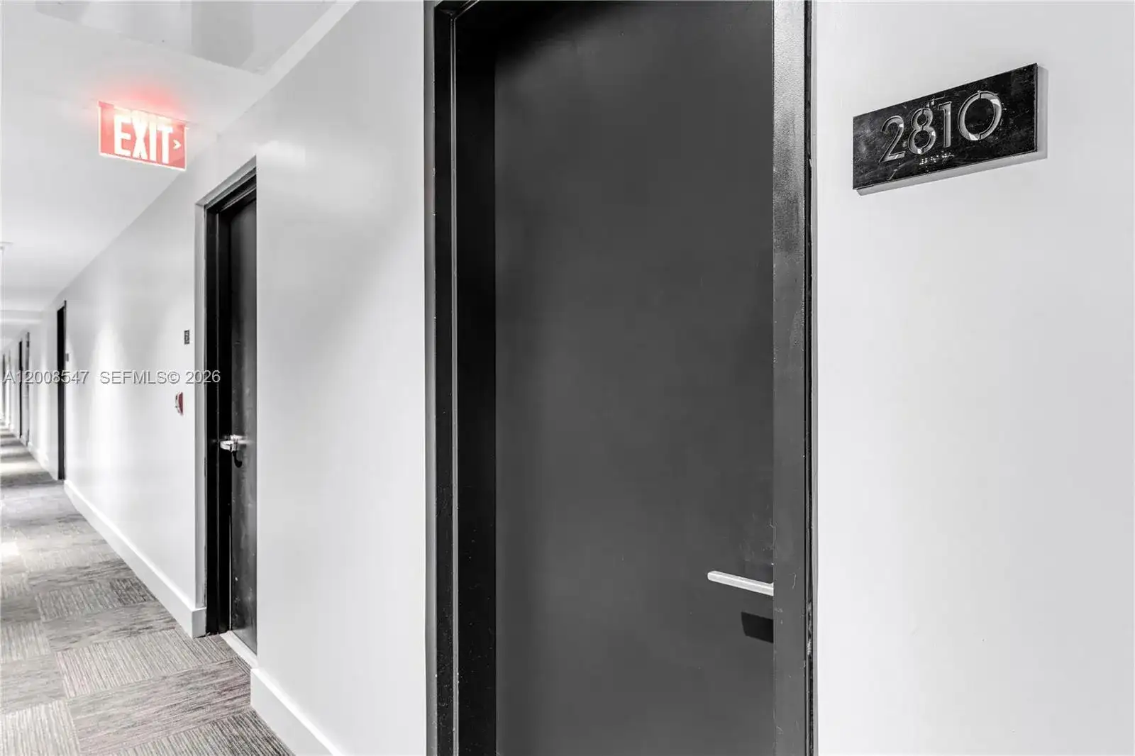 121 NE 34th St # 2810, Miami FL 33137 photo 2