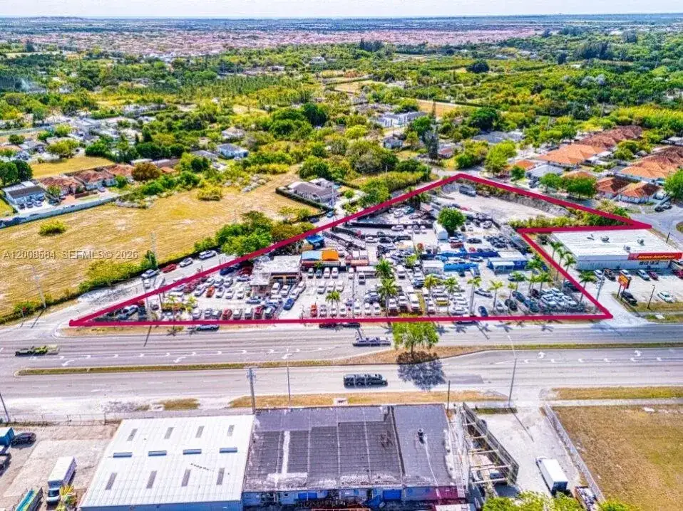22825 S Dixie Hwy, Miami FL 33170 photo 3