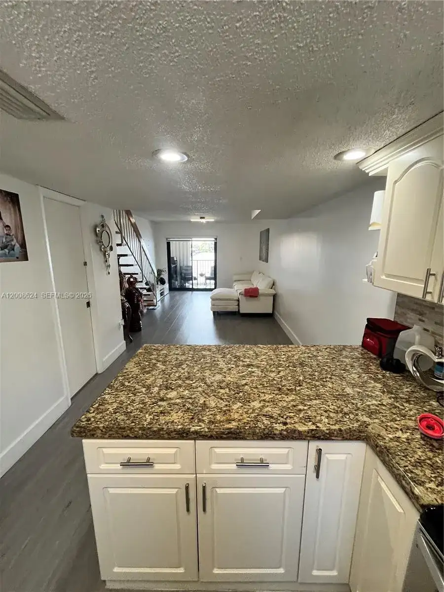 5580 W 26th Ct # 204, Hialeah FL 33016 photo 2