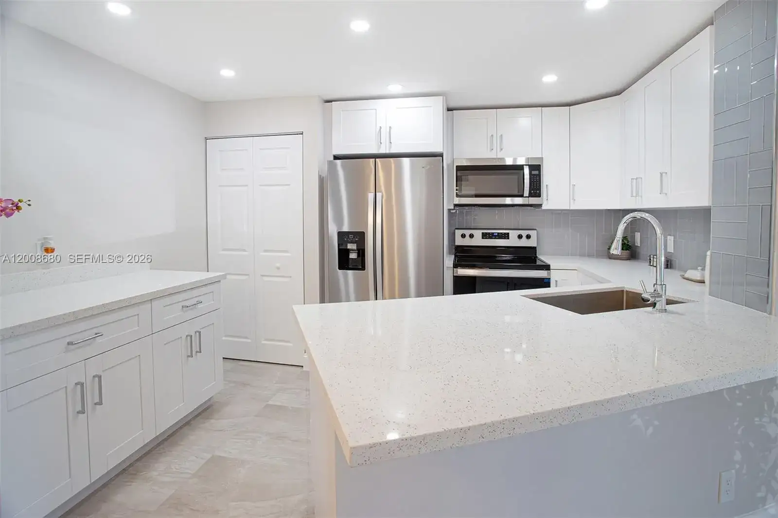 7527 S Oriole Blvd # 101, Delray Beach FL 33446 photo 3