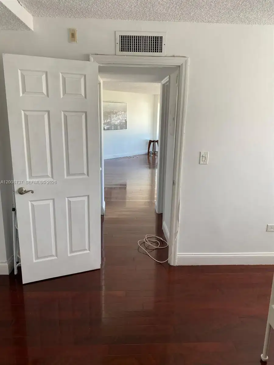 1881 Washington Ave # 7C, Miami Beach FL 33139 photo 3