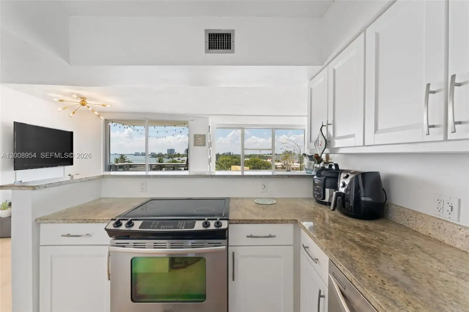 900 Bay Dr # 421, Miami Beach FL 33141 photo 3