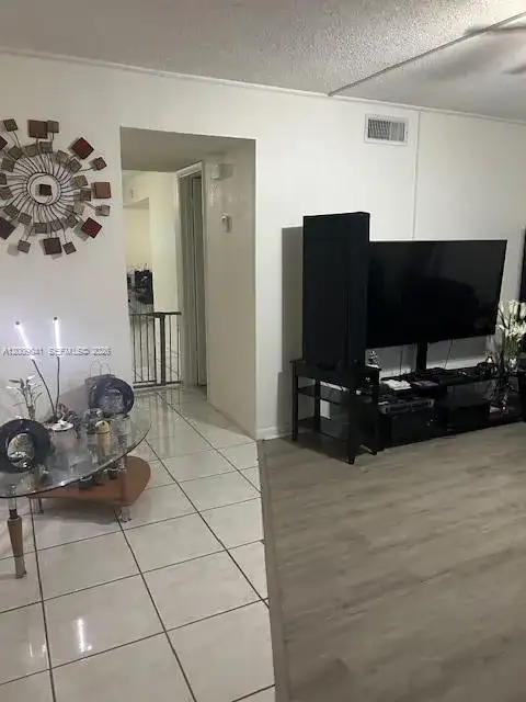 4139 SW 66th Way # 140, Davie FL 33314 photo 2