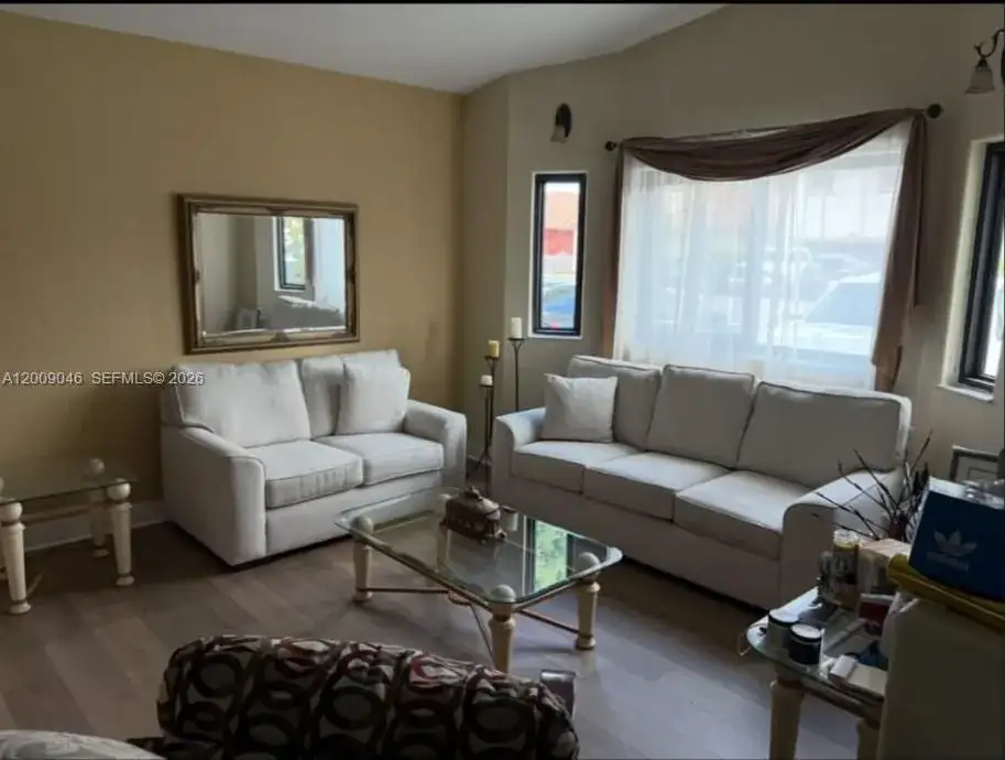 8741 NW 141st Ter, Miami Lakes FL 33018 photo 4