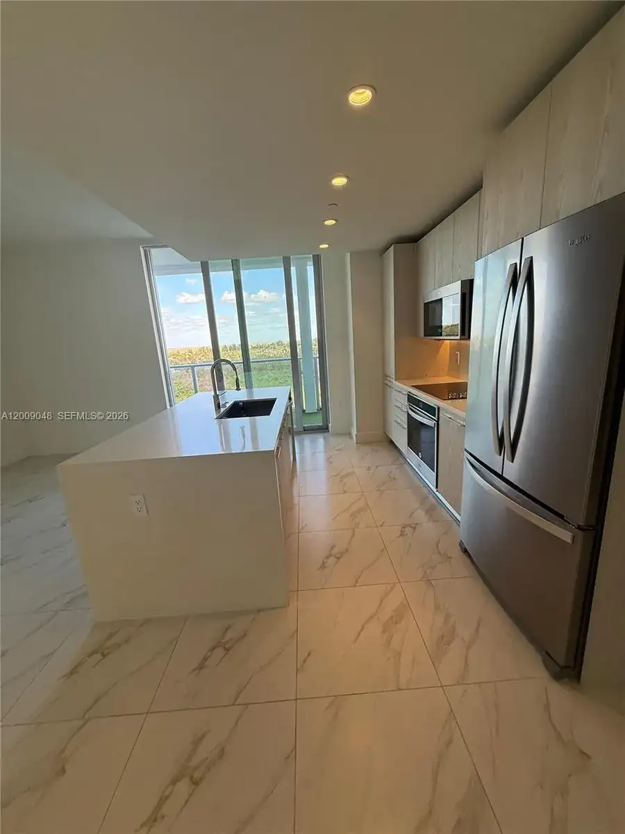 2000 Metropica Way # 901, Sunrise FL 33323 photo 5