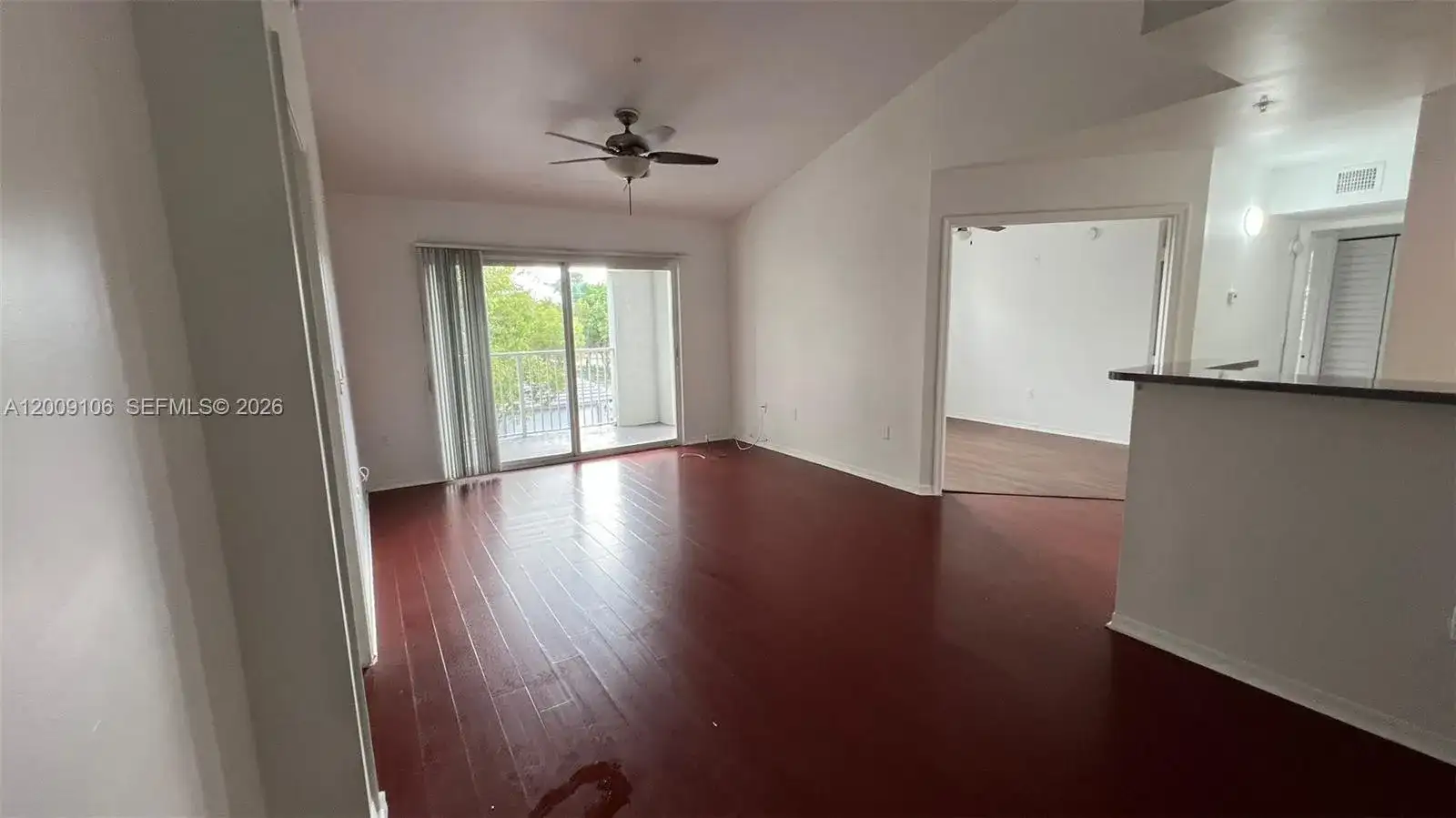 711 SW 111th Way # 301, Pembroke Pines FL 33025 photo 4