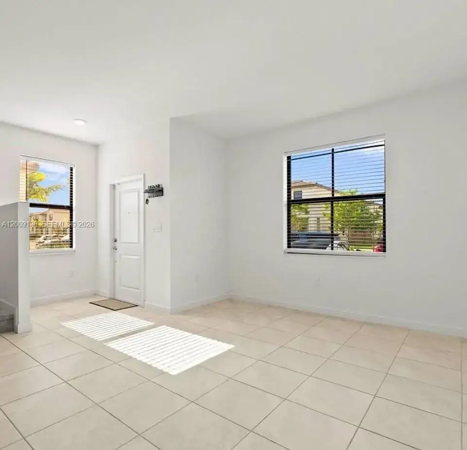 12901 SW 232nd Ln, Homestead FL 33032 photo 3