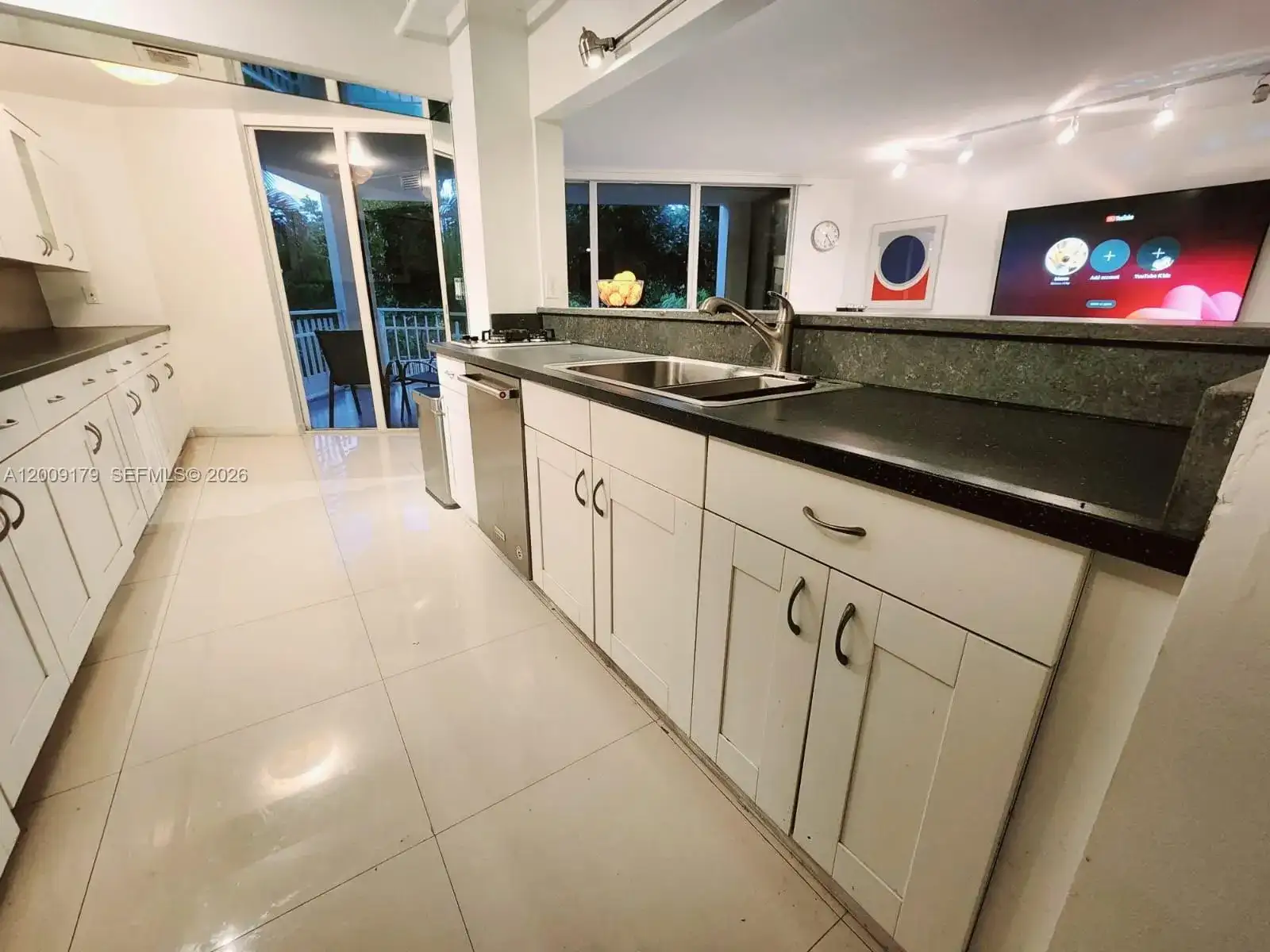 1000 Quayside Ter # 408, Miami FL 33138 photo 3