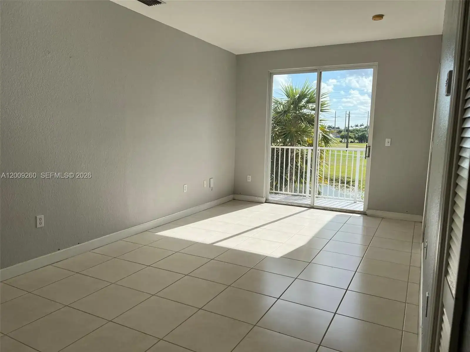 17630 NW 73rd Ave # 4, Hialeah FL 33015 photo 3