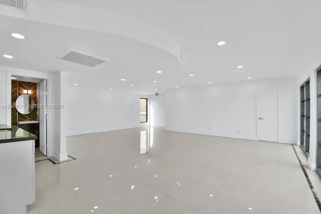 2990 Griffin Rd # 3, Dania Beach FL 33312 photo 5
