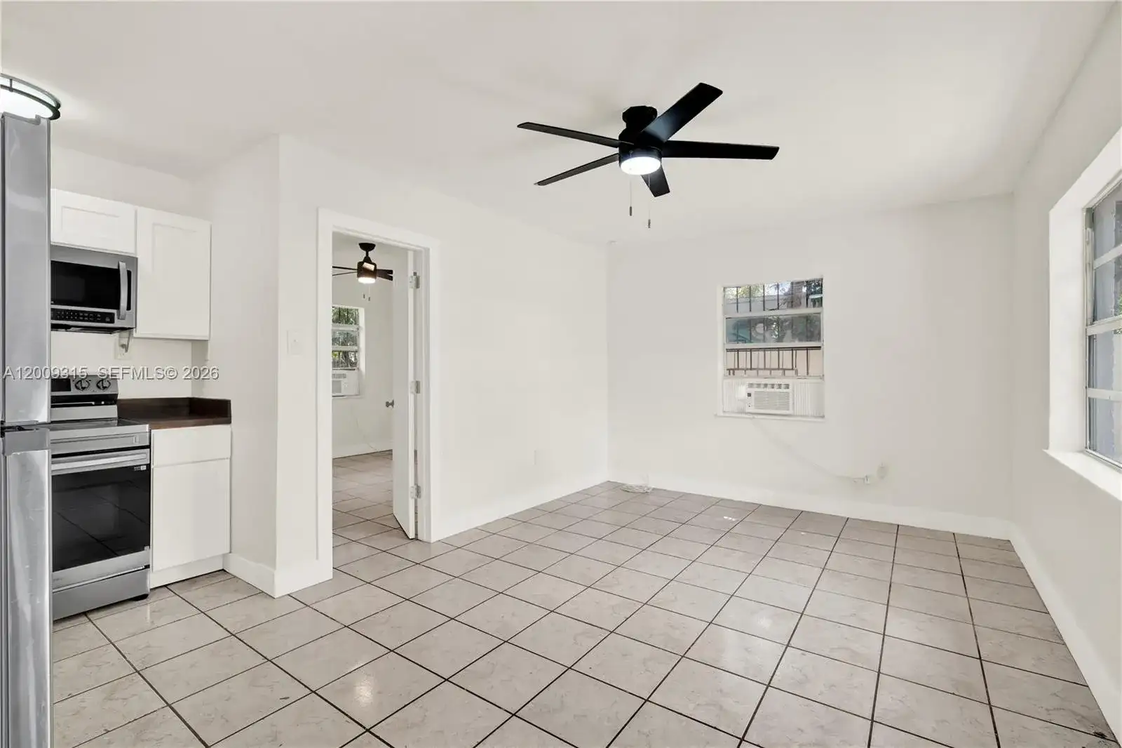 105 NW 7th Ave # A, Homestead FL 33030 photo 2