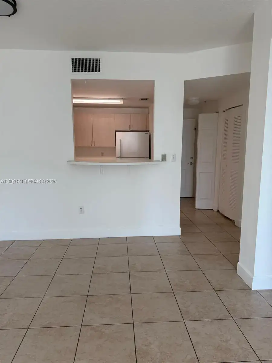 50 Menores Ave # 518, Coral Gables FL 33134 photo 5