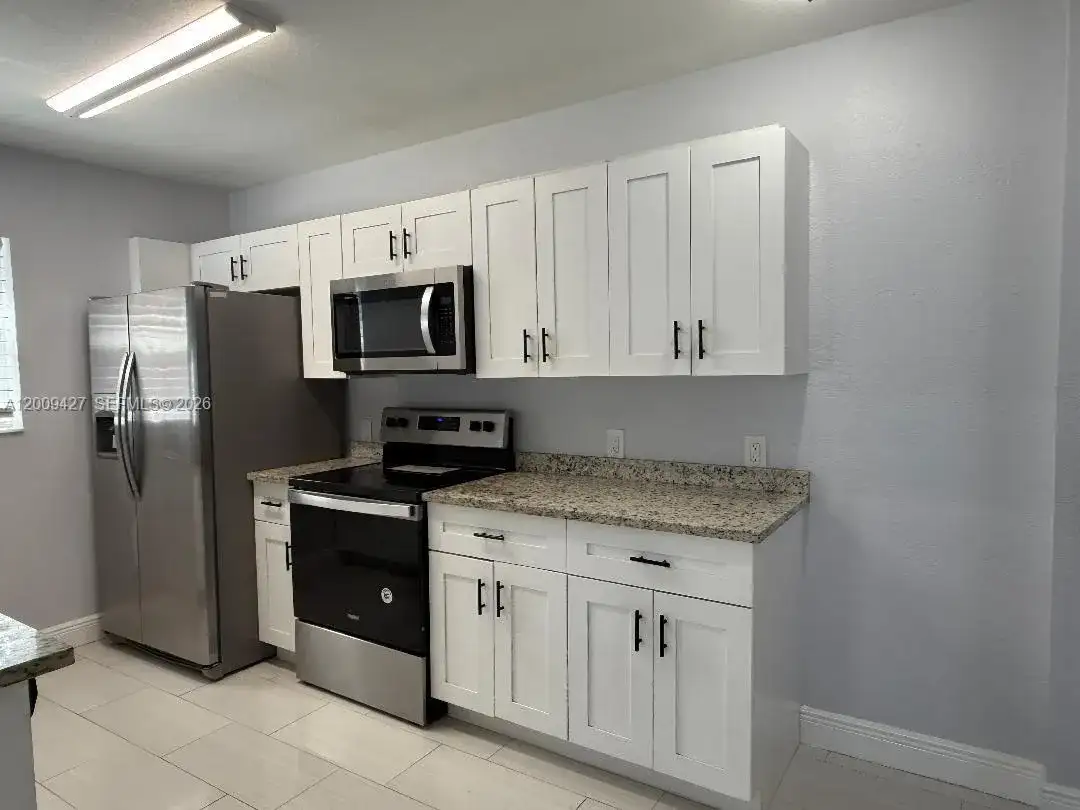 2713 NW 6th St, Pompano Beach FL 33069 photo 2