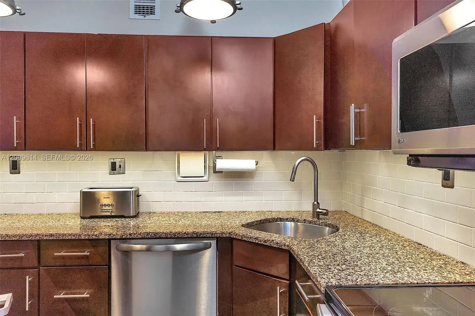 1200 West Ave # 423, Miami Beach FL 33139 photo 5