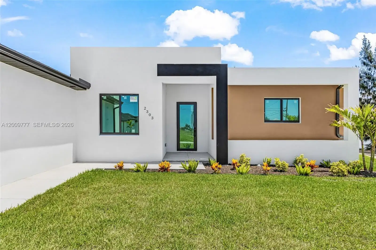 2303 NW 35 AVE, Cape Coral FL 33993 photo 4