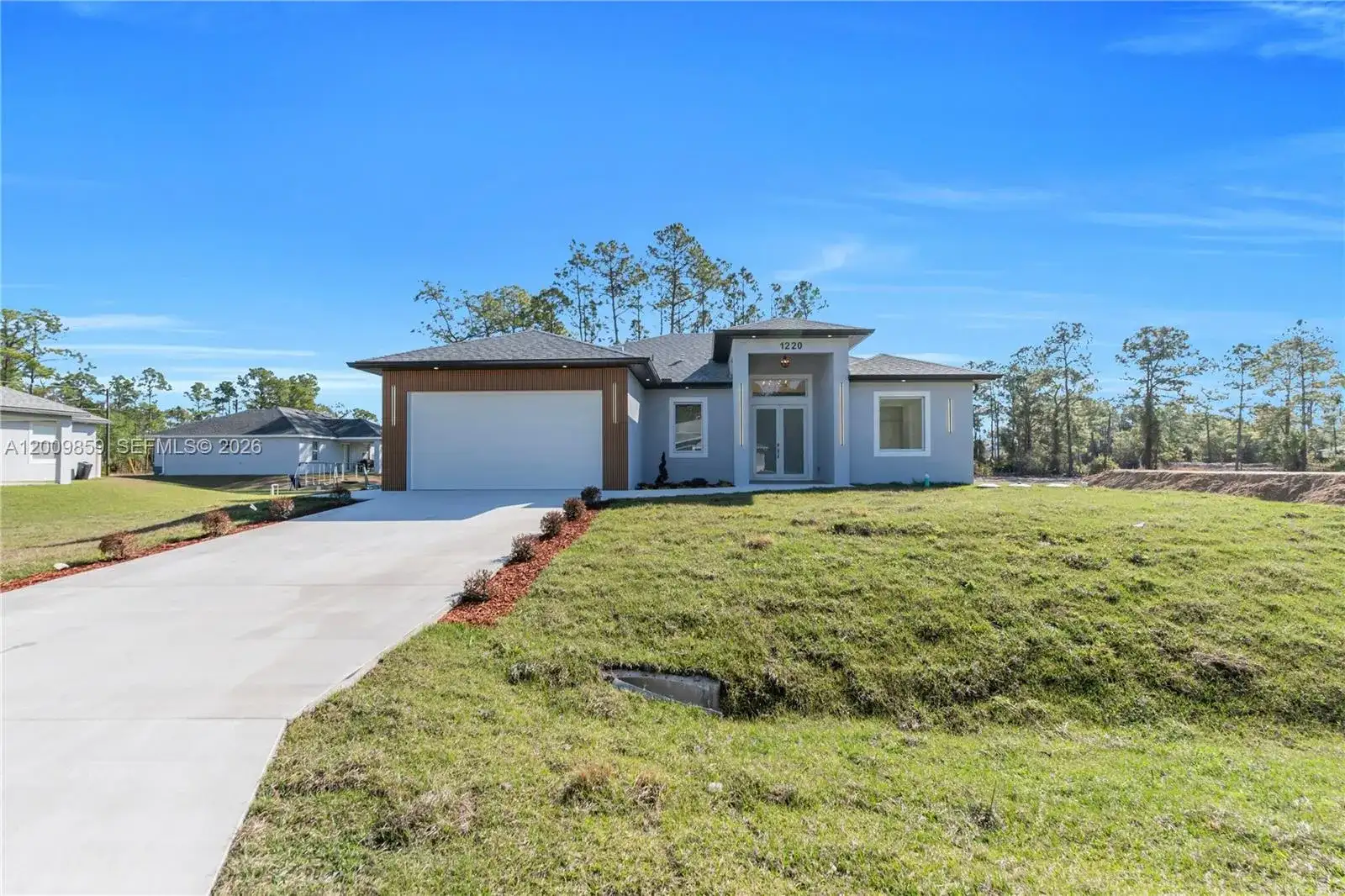 1220 Euclid Ave, Lehigh Acres FL 33972 photo 2