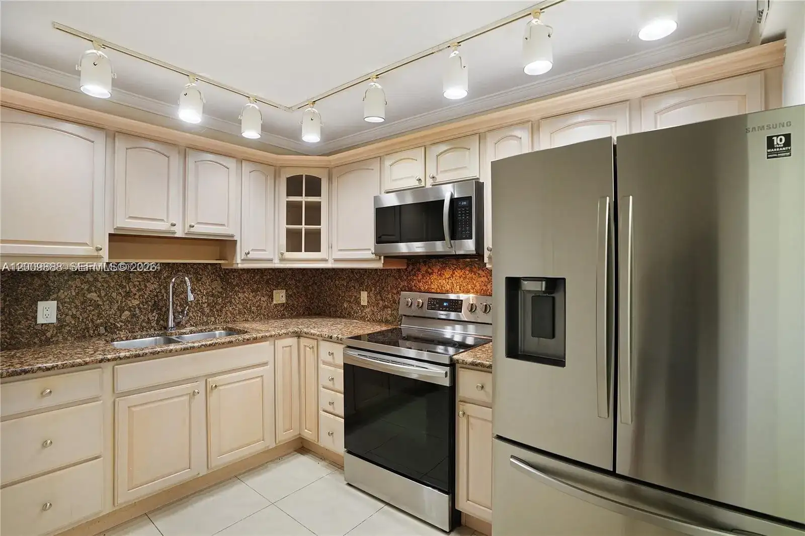 3800 S Ocean Dr # 414, Hollywood FL 33019 photo 2