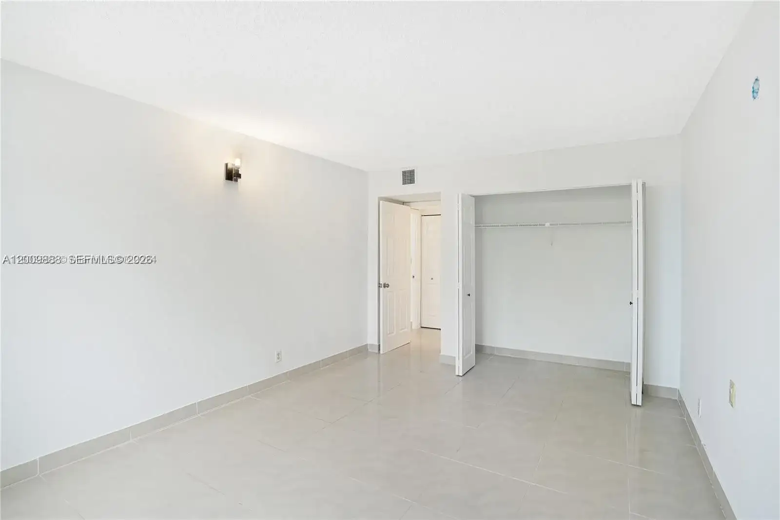 3800 S Ocean Dr # 414, Hollywood FL 33019 photo 4