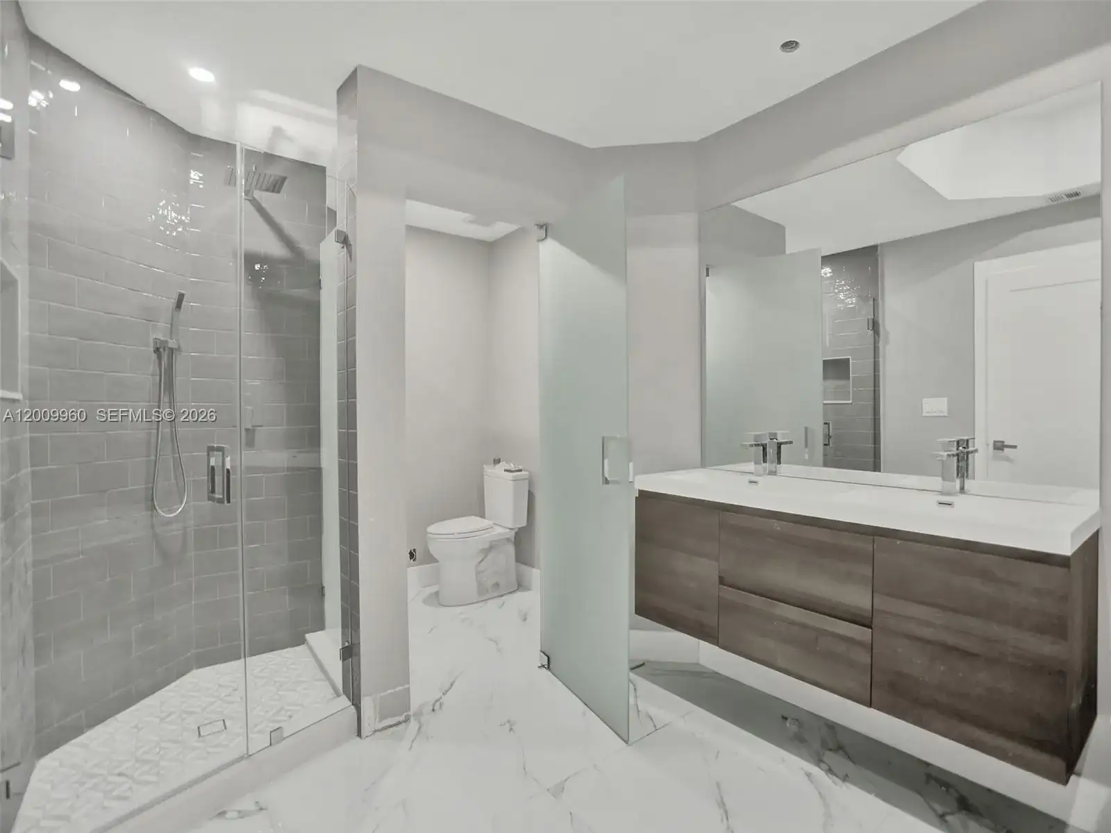 3900 Island Blvd # B408, Aventura FL 33160 photo 5
