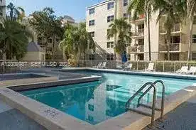 8225 Lake Dr # 404, Doral FL 33166 photo 3