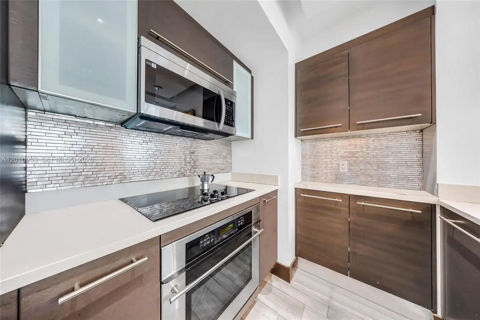 500 Brickell Ave # 3707, Miami FL 33131 photo 3