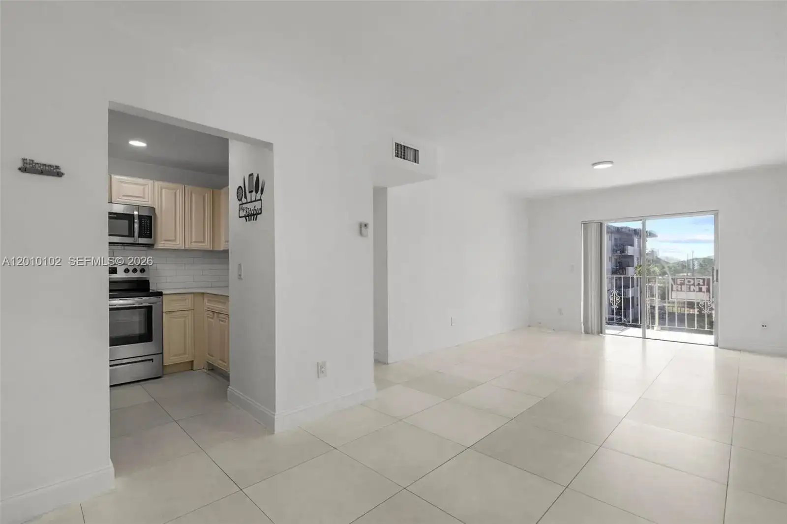 6820 W Flagler St # 310, Miami FL 33144 photo 5