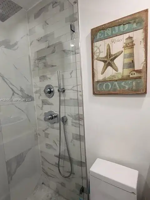 1043 NW 2nd St # 3, Miami FL 33128 photo 4