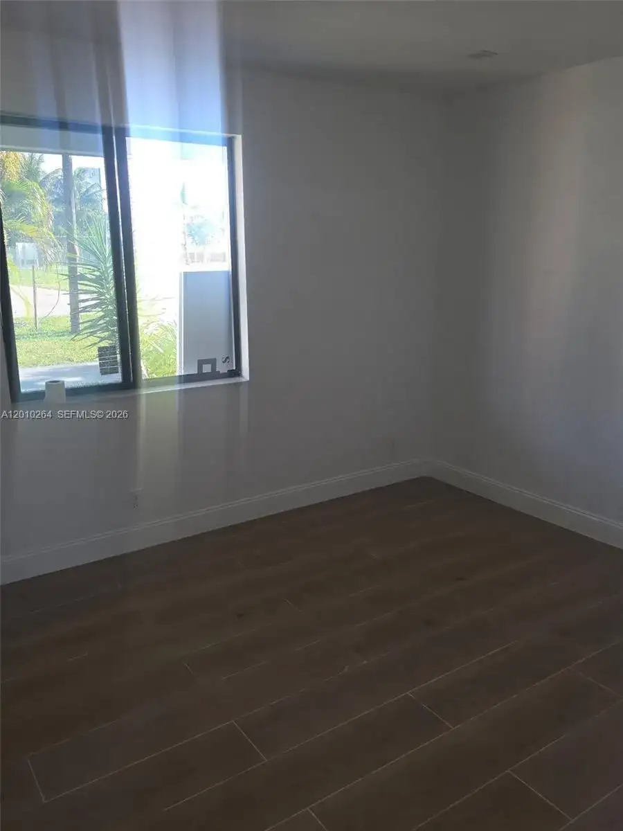 3300 SE 6th St # 2, Pompano Beach FL 33062 photo 2