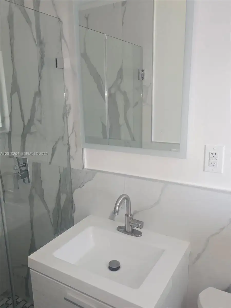 3300 SE 6th St # 2, Pompano Beach FL 33062 photo 5