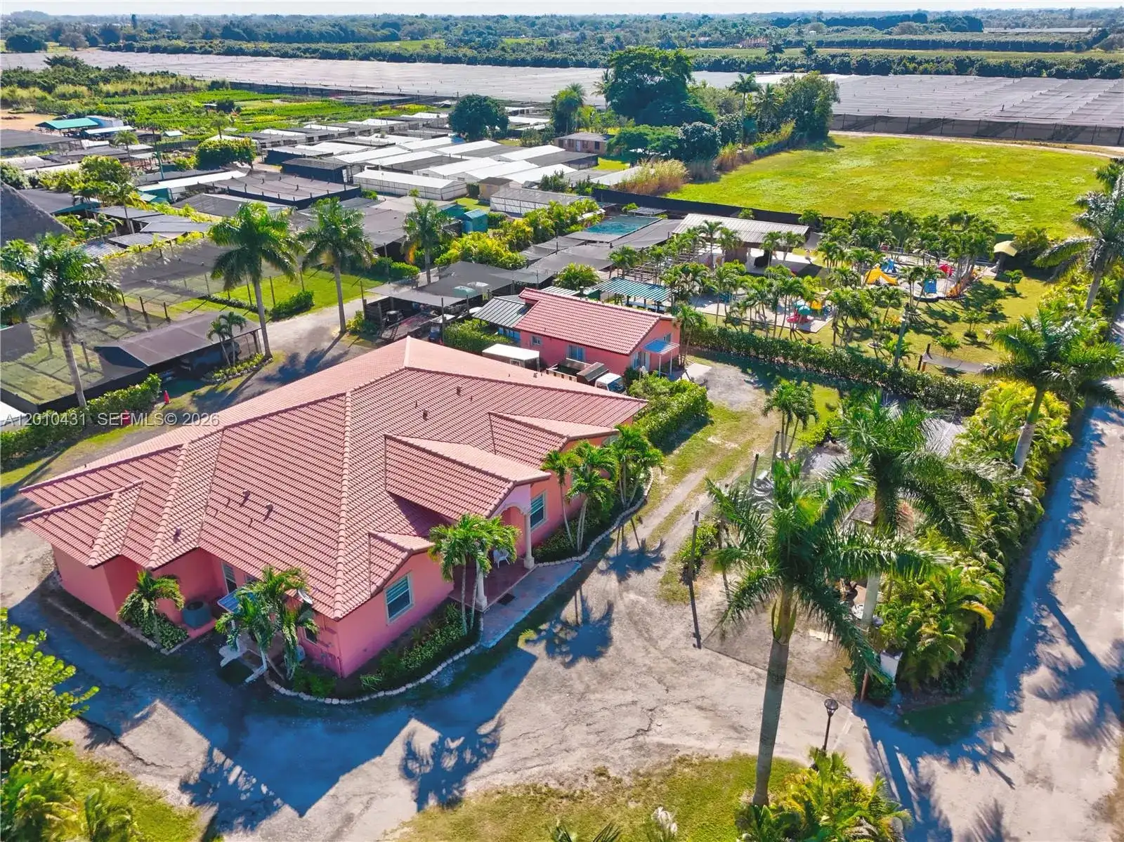20455 SW 154th Ave, Miami FL 33187 photo 2