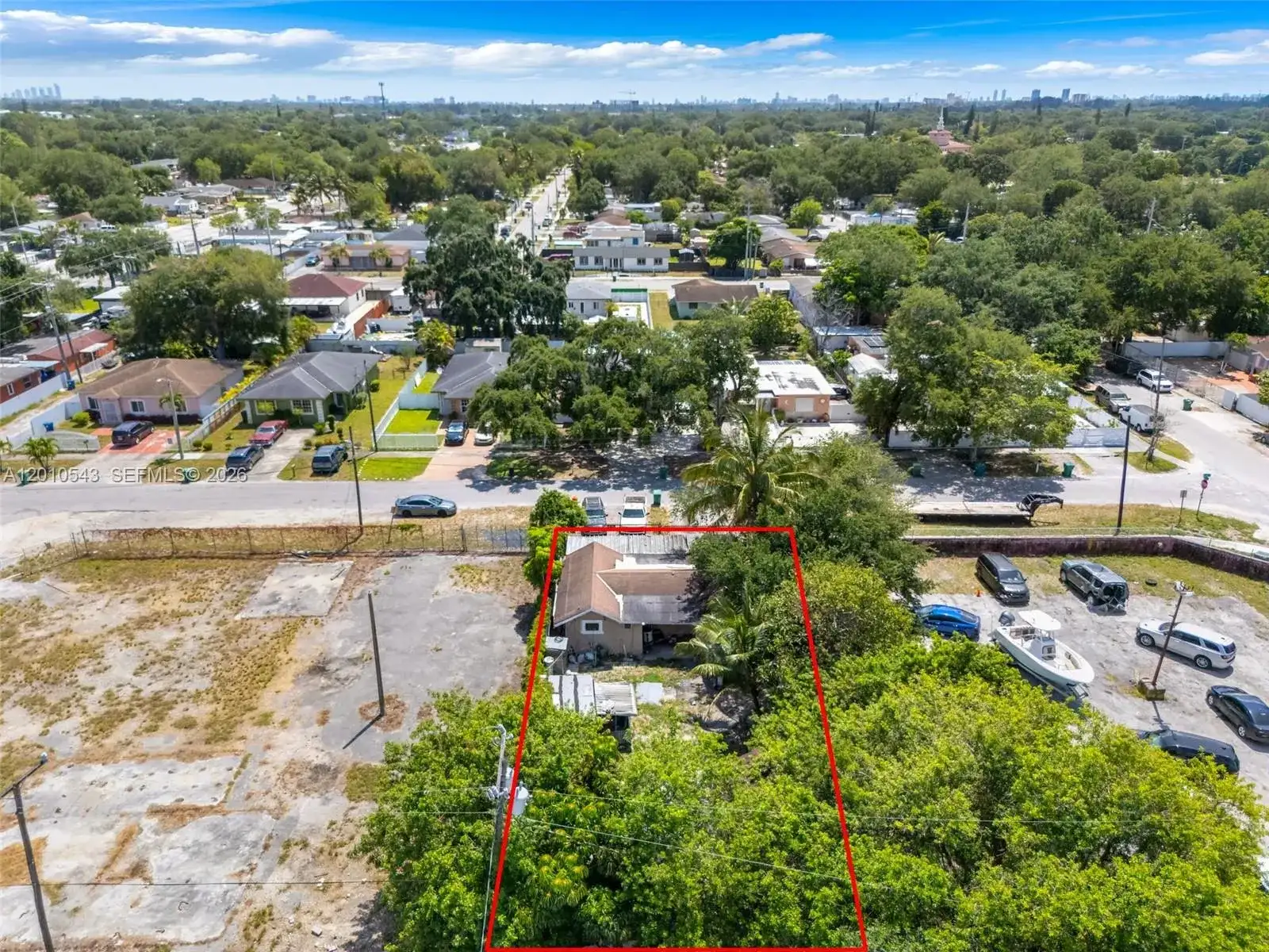 9422 NW 26th Ave, Miami FL 33147 photo 3