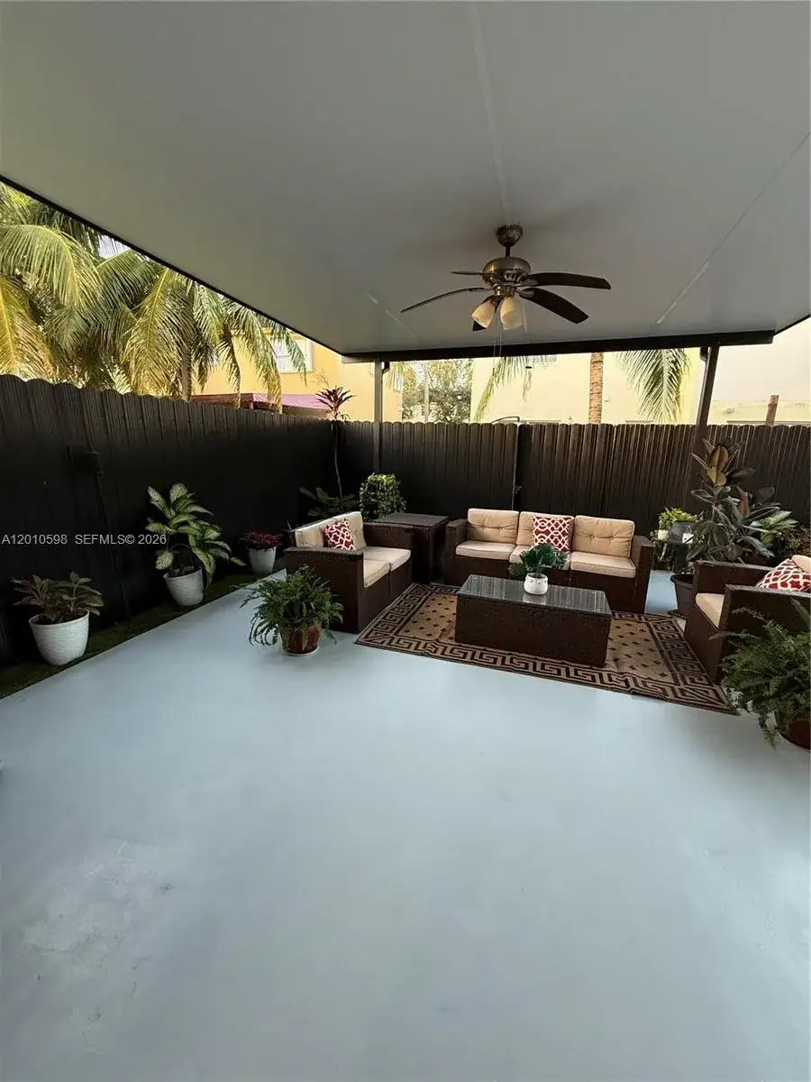 4117 NE 24th Dr, Homestead FL 33033 photo 2