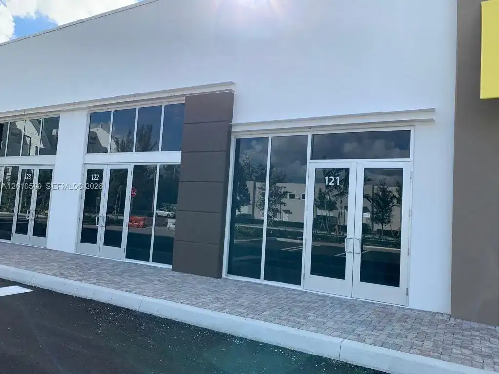 10890 NW 17th St # 121, Sweetwater FL 33172 photo 2