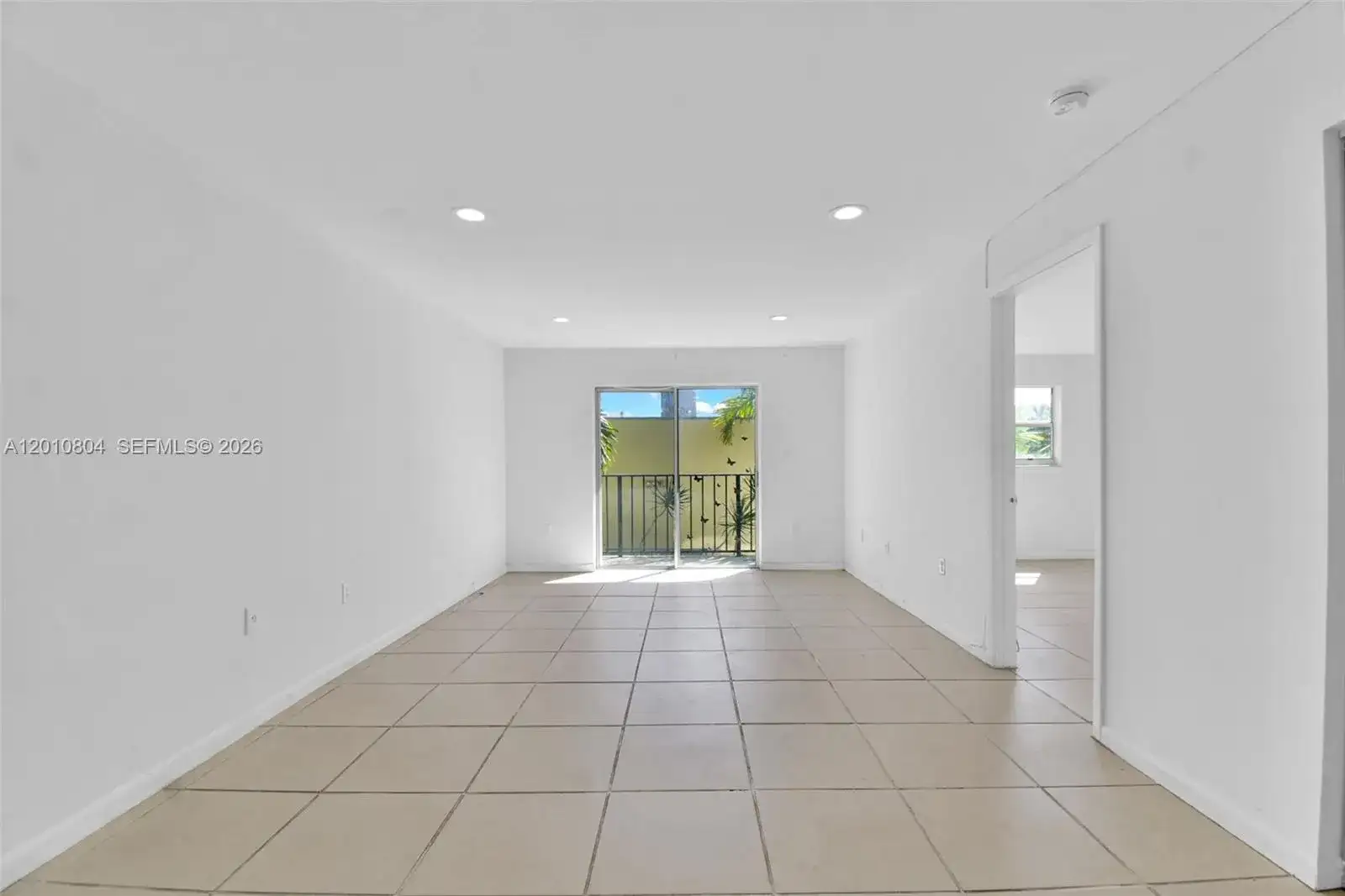 618 Euclid Ave # 303, Miami Beach FL 33139 photo 2