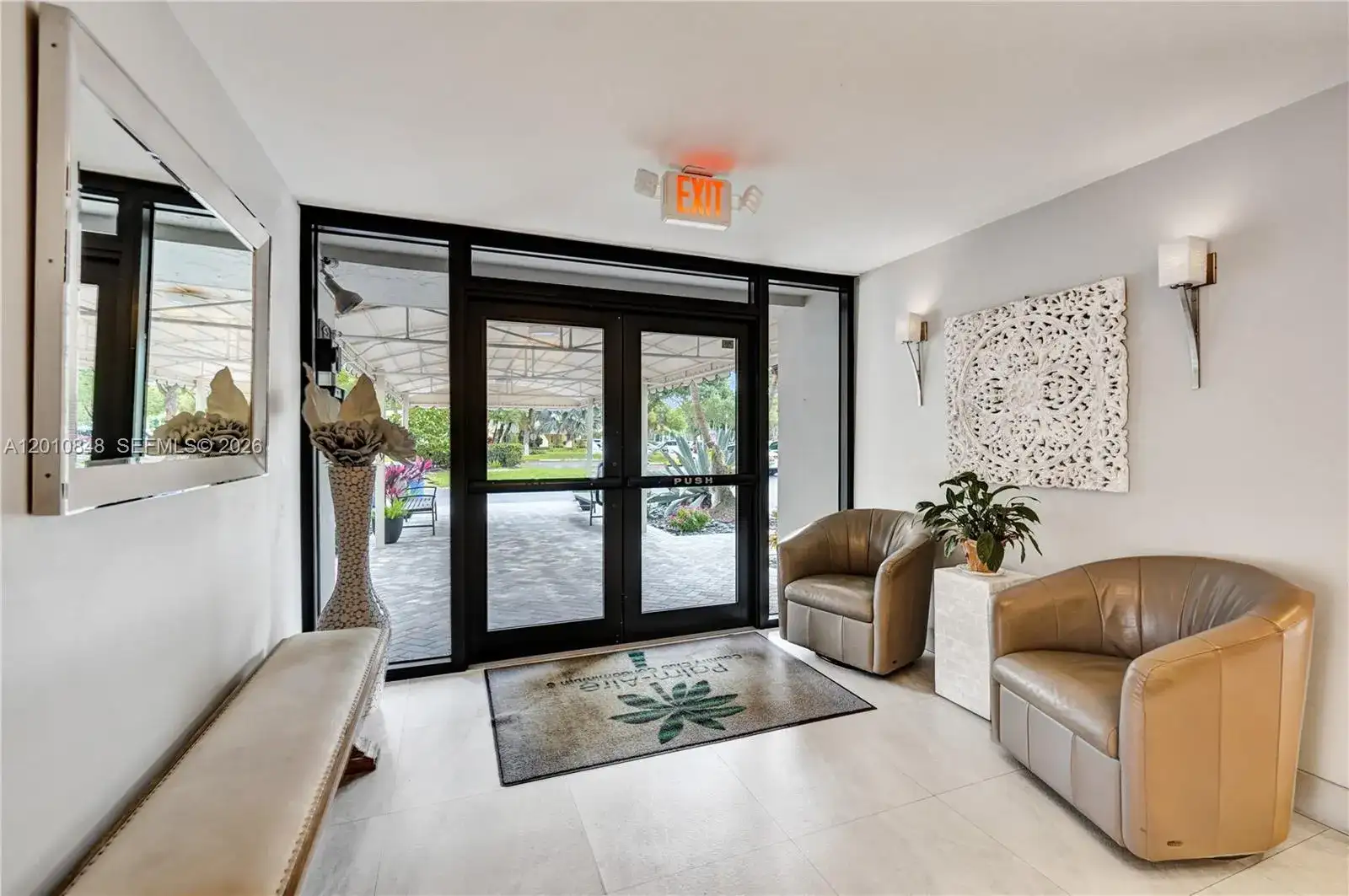 575 Oaks Ln # 508, Pompano Beach FL 33069 photo 5