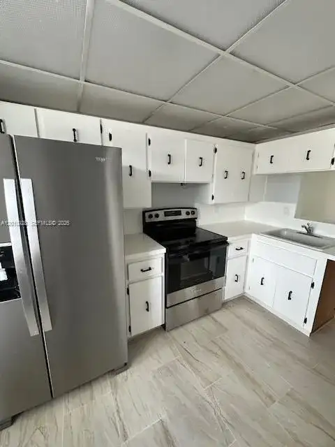 3571 Inverrary Dr # 202, Lauderhill FL 33319 photo 2