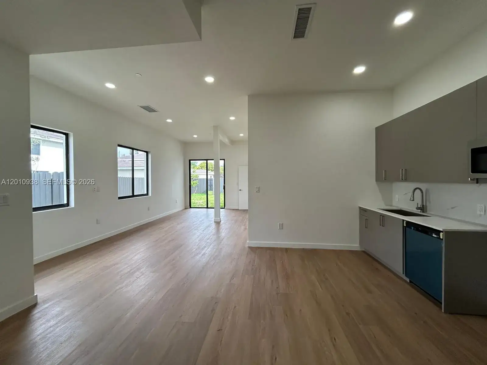 19444 SW 125th AVE # 0, South Miami FL 33177 photo 3