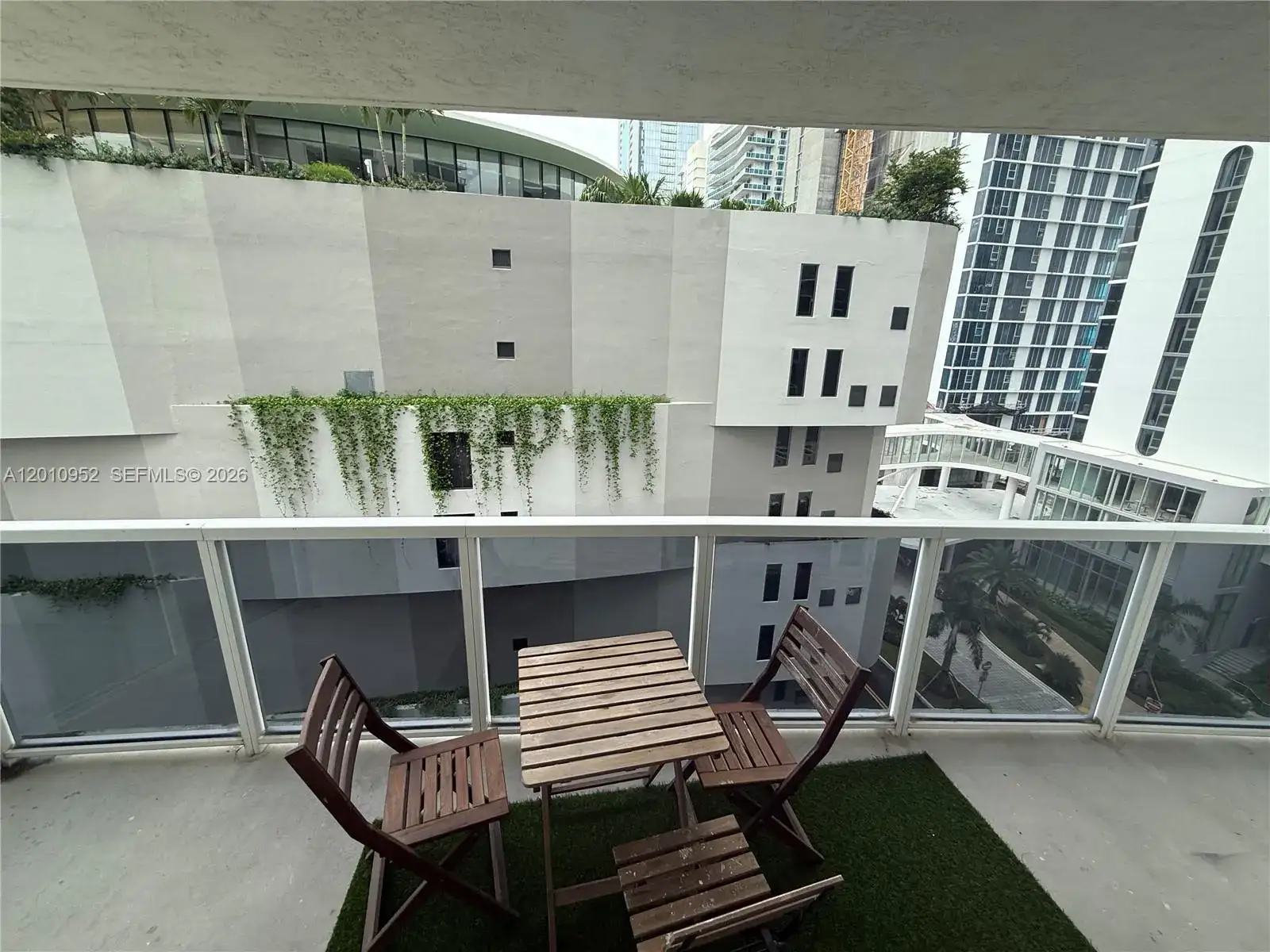 601 NE 23rd St # 901, Miami FL 33137 photo 2