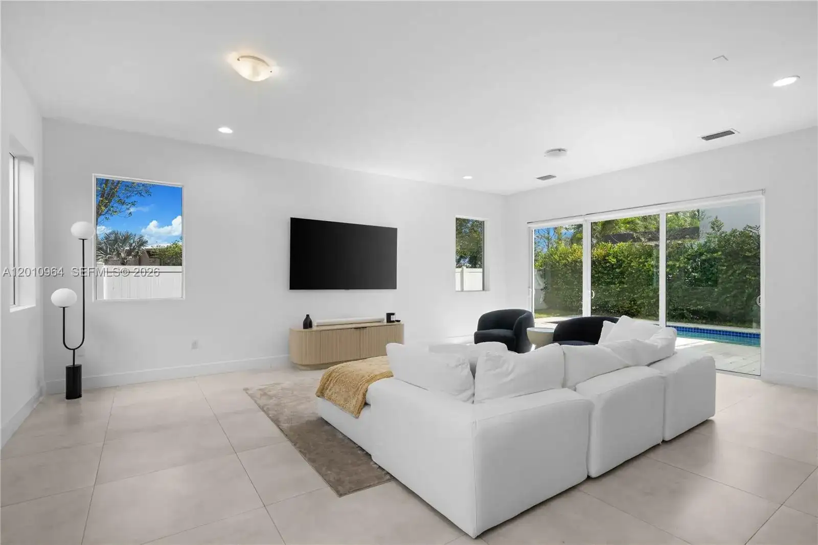 9915 NW 75th St # 9915, Doral FL 33178 photo 2