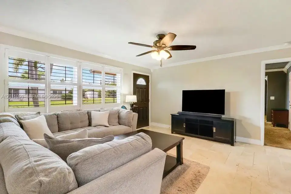 19049 SE Robert Drive, Jupiter FL 33469 photo 5
