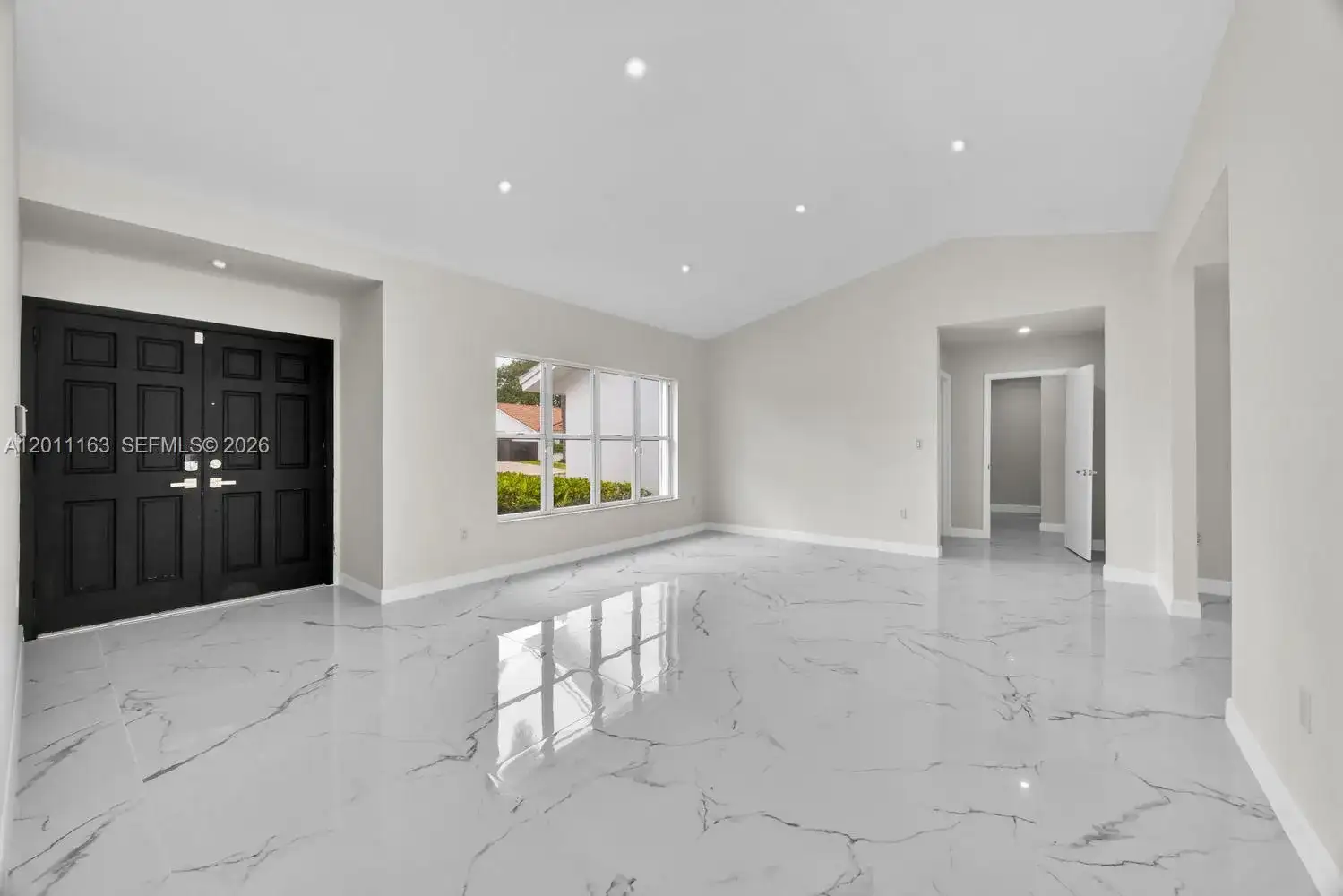 8503 SW 83rd St, Miami FL 33143 photo 4