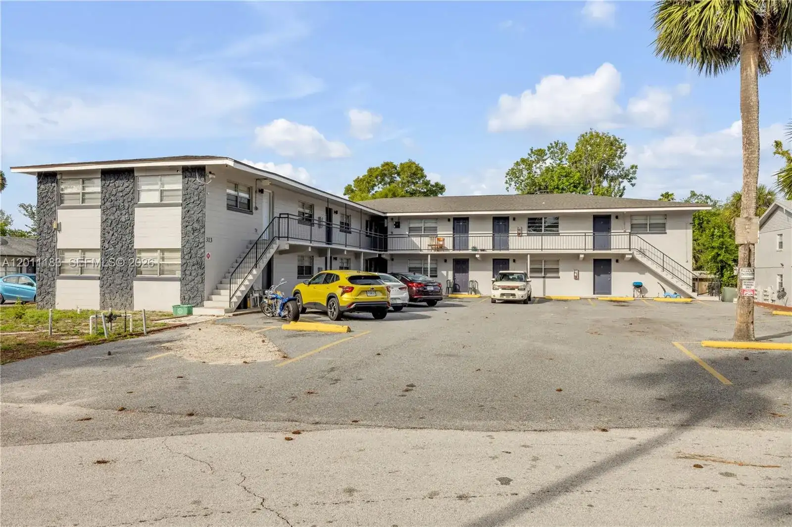 1208 S Ridgewood Ave, Daytona FL 32114 photo 2