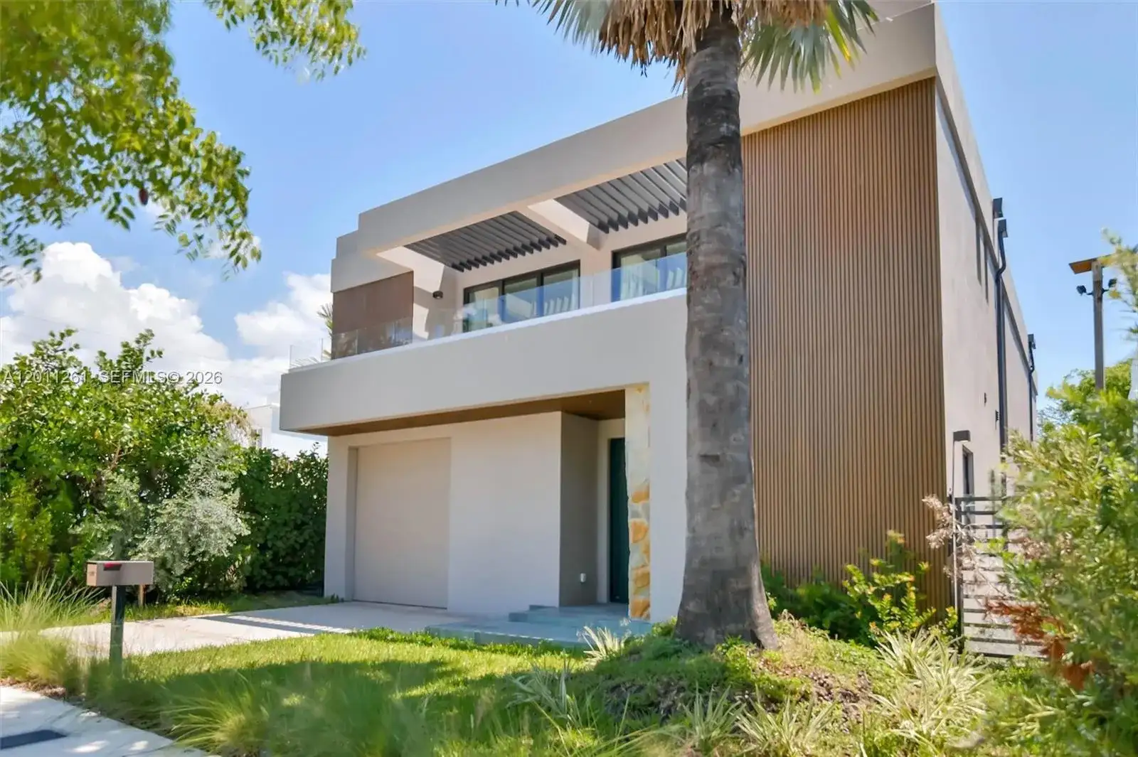 135 SW 29th Rd, Miami FL 33129 photo 5
