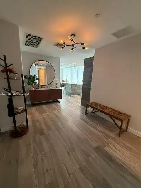 460 NE 28th St # 3408, Miami FL 33137 photo 4