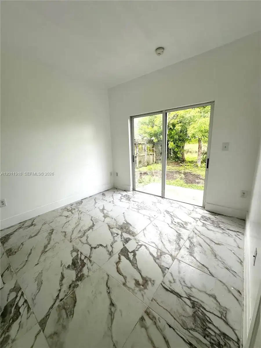 2514 NE 41st Ave, Homestead FL 33033 photo 4