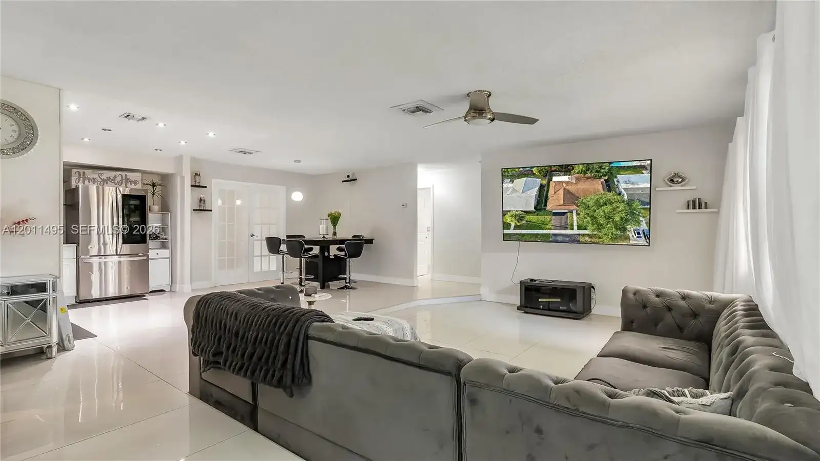 9511 NW 8th St, Pembroke Pines FL 33024 photo 3