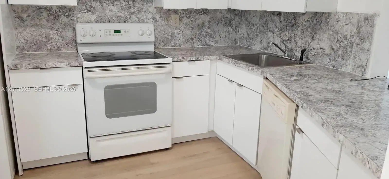 1750 NE 191st St # 2, Miami FL 33179 photo 5