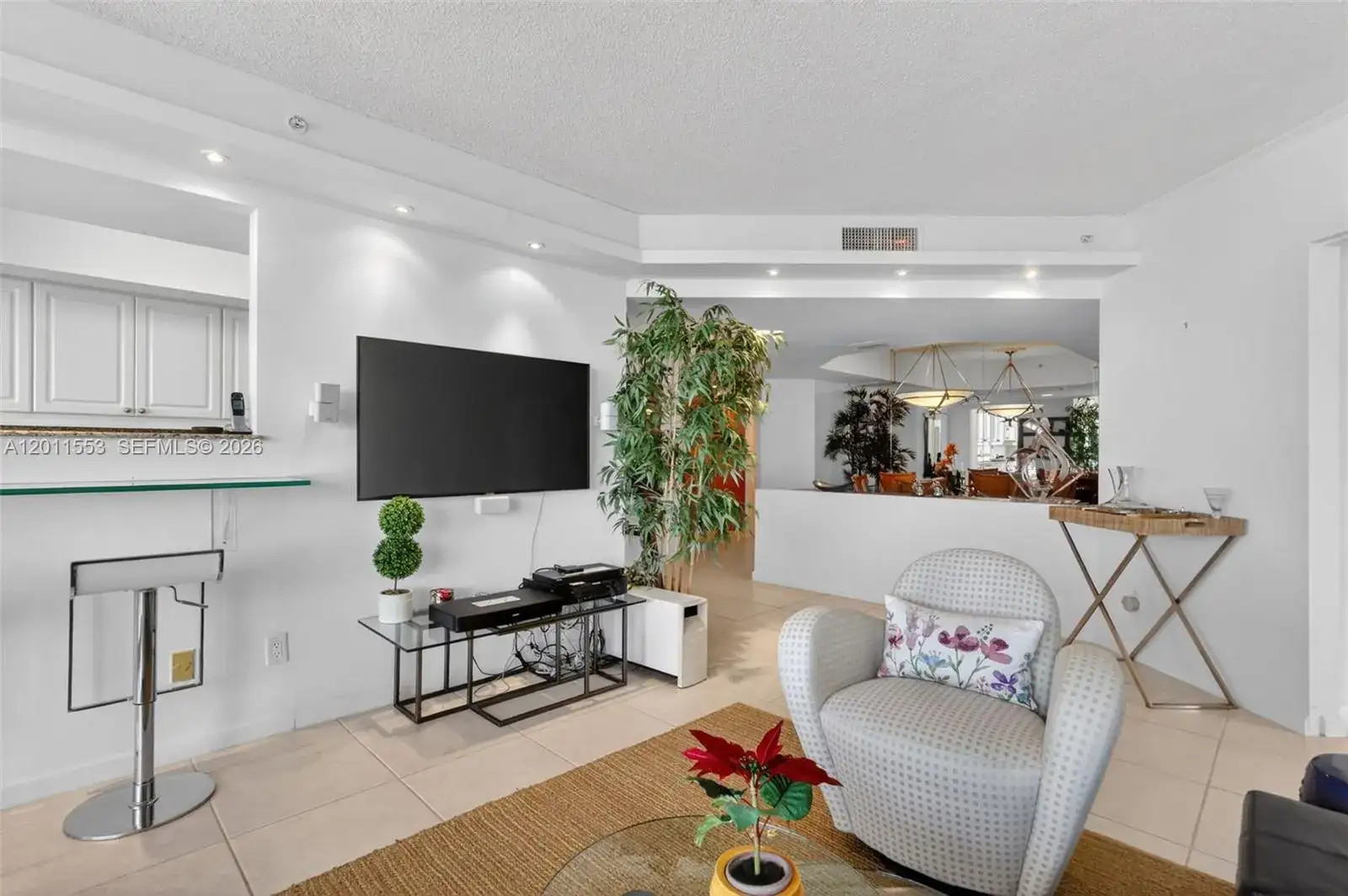 21205 YACHT CLUB DR # 2409, Aventura FL 33180 photo 5